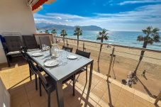Apartamento en Rosas / Roses - Ref. 66315