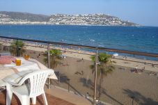 Apartamento en Rosas / Roses - Ref. 66880