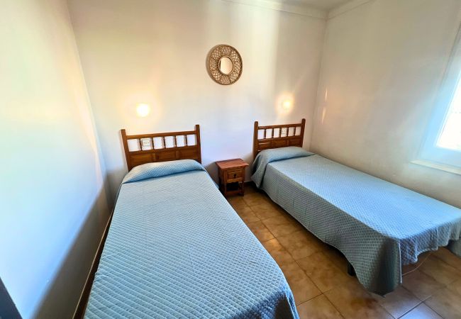 Apartamento en Rosas / Roses - Ref. 77232 Apartamento en Rosas / Roses - Ref. 77232