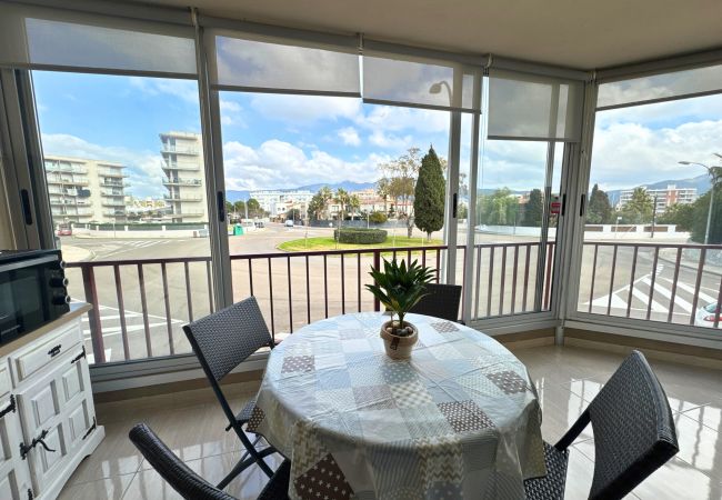 Estudio en Rosas / Roses - Ref. 527184