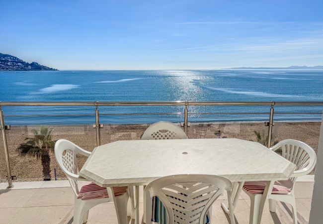 Apartament en Rosas / Roses - Ref. 66757