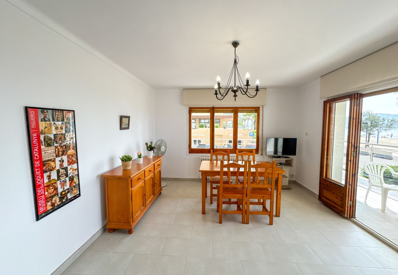 Appartement à Rosas / Roses - Réf. 67010 Appartement à Rosas / Roses - Réf. 67010