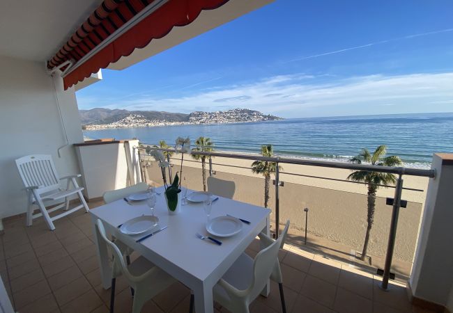 Appartement à Rosas / Roses - Réf. 421095