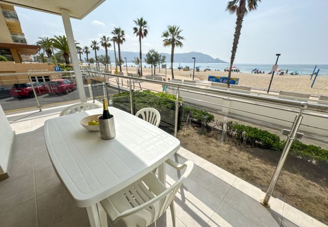 Apartment in Rosas / Roses - Ref. 67010 Apartment in Rosas / Roses - Ref. 67010