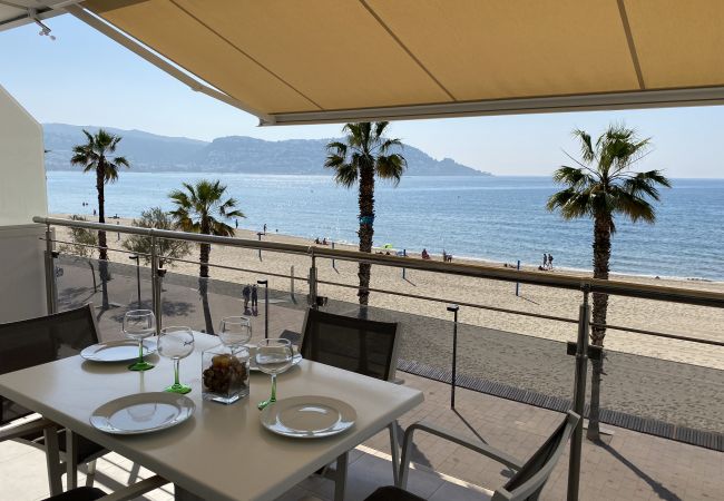 Apartment in Rosas / Roses - Ref. 68687 Apartment in Rosas / Roses - Ref. 68687