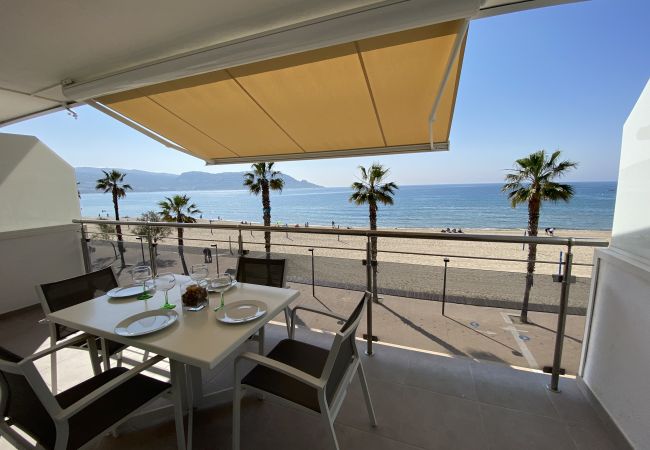 Apartment in Rosas / Roses - Ref. 68687 Apartment in Rosas / Roses - Ref. 68687