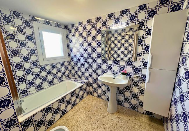 Apartment in Rosas / Roses - Ref. 151927 Apartment in Rosas / Roses - Ref. 151927