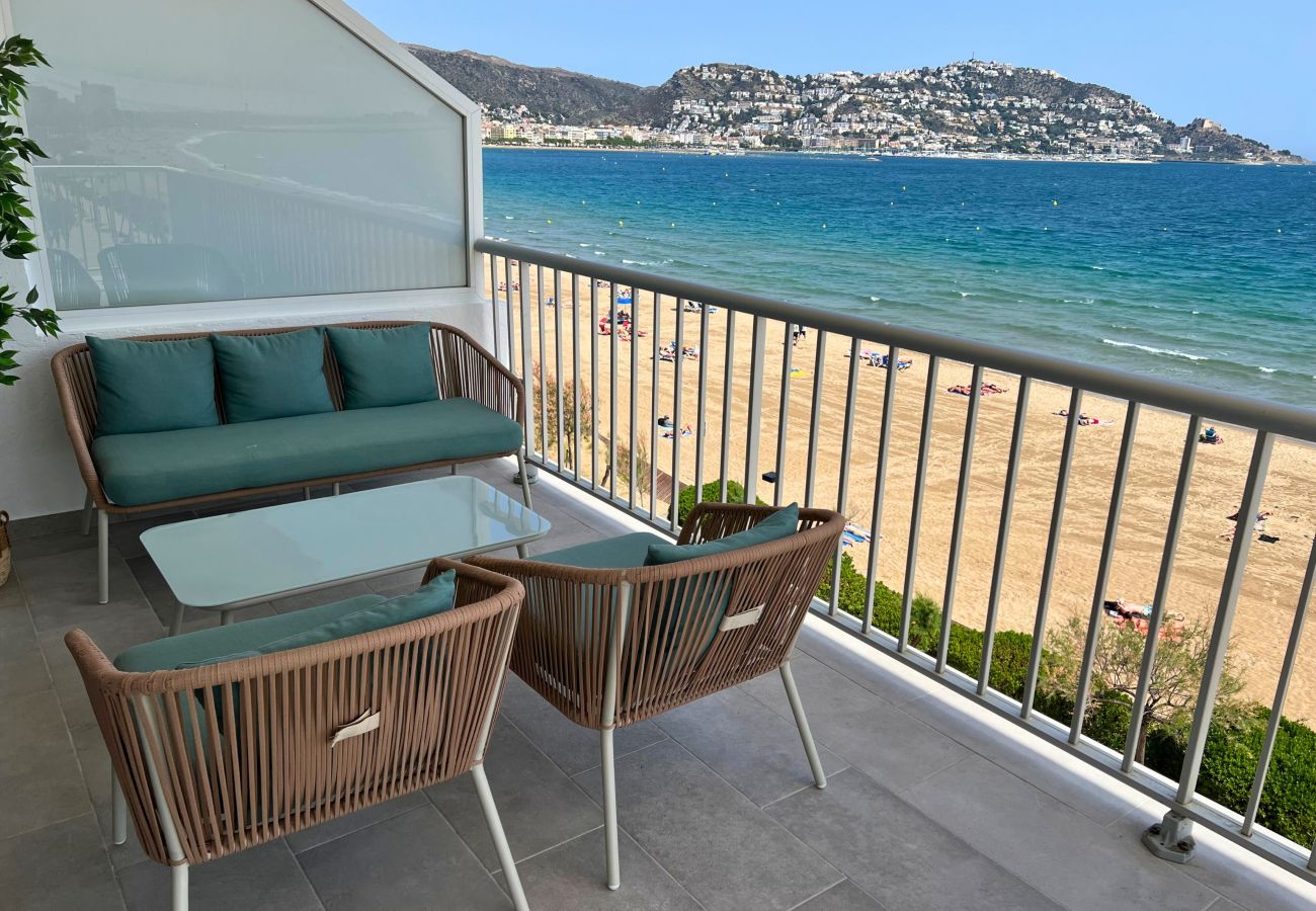 Apartment in Rosas / Roses - Ref. 385064 Apartment in Rosas / Roses - Ref. 385064